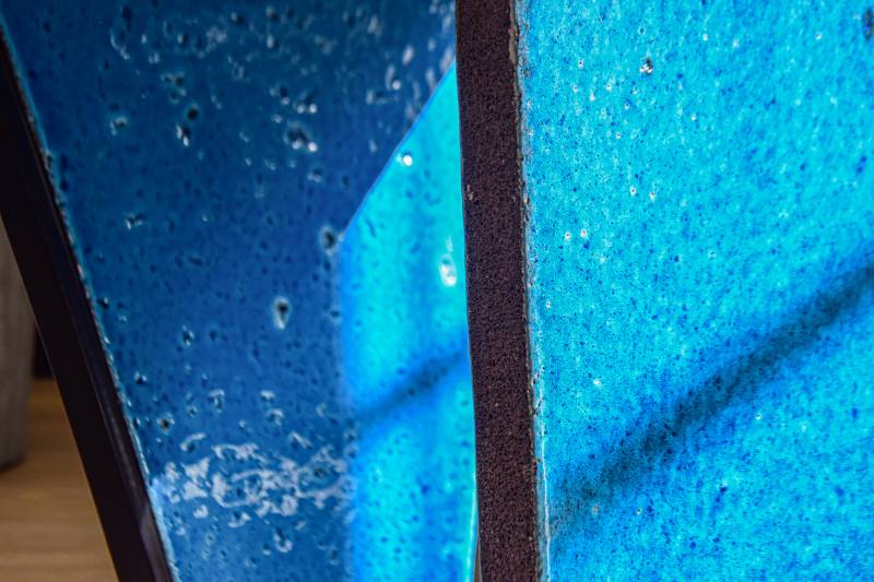 Pied de table design en pierre de lave émaillée