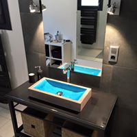 vasque creusée en pierre de lave émaillée