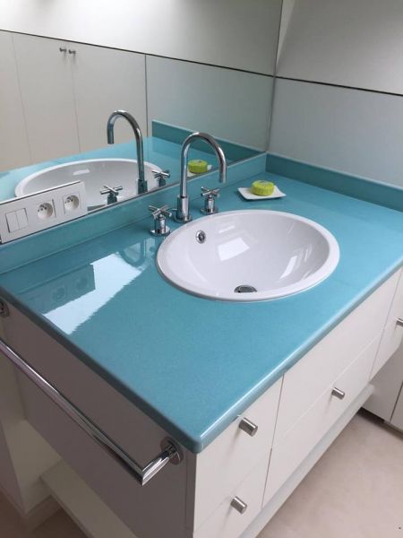 plan vasque lave émaillée bleu pâle