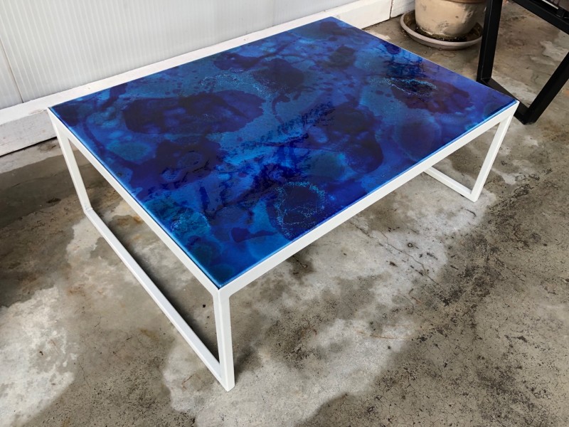 Mobilier haut de gamme MELI MELO, table basse enchassée et unique à Bordeaux