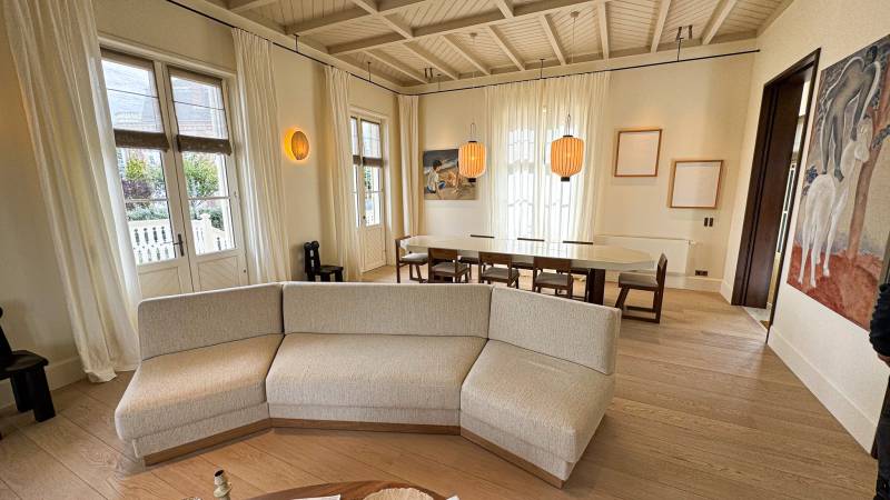 Réalisation sur mesure d'une table calpinage en pierre de lave émaillée à Caen