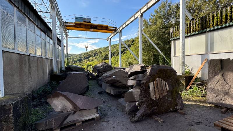 De la Volcanique à l’Art : La Pierre de Volvic en Héritage