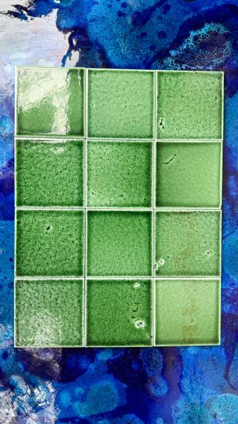 Réalisation de carreaux en pierre de lave émaillée pour différentes applications intérieur ou extérieur