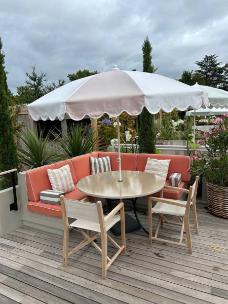 Table lave émaillée Lavastone Lagardère et Sarah Lavoine