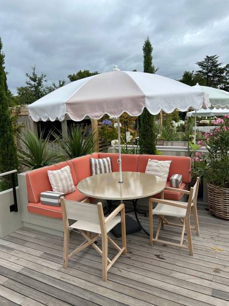 Table lave émaillée Lavastone Lagardère et Sarah Lavoine