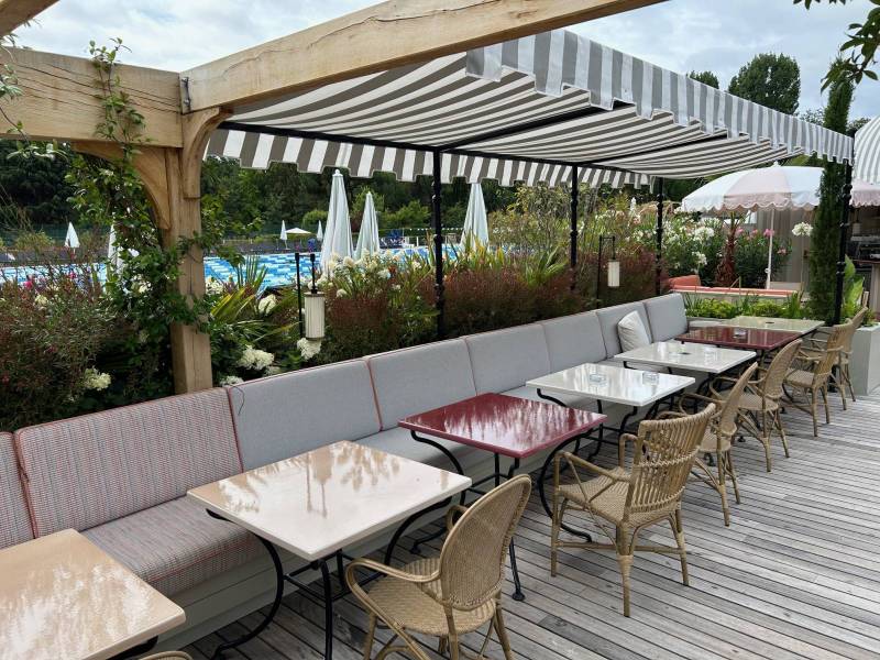 Table lave émaillée Lavastone Lagardère et Sarah Lavoine