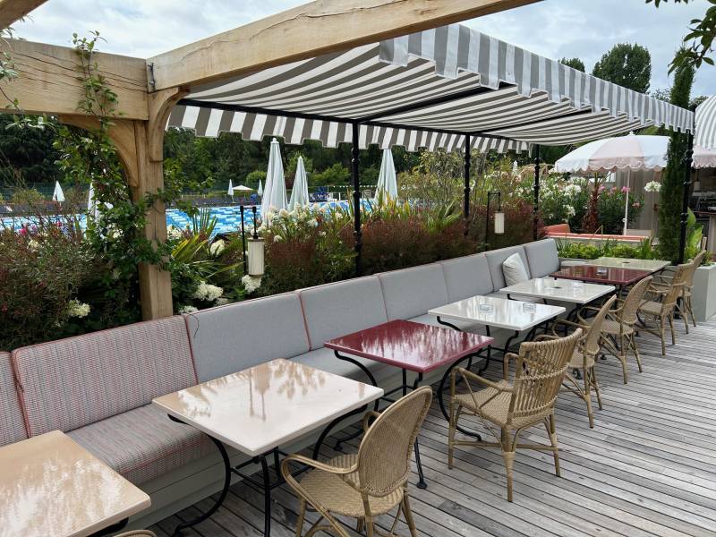 Table lave émaillée Lavastone Lagardère et Sarah Lavoine