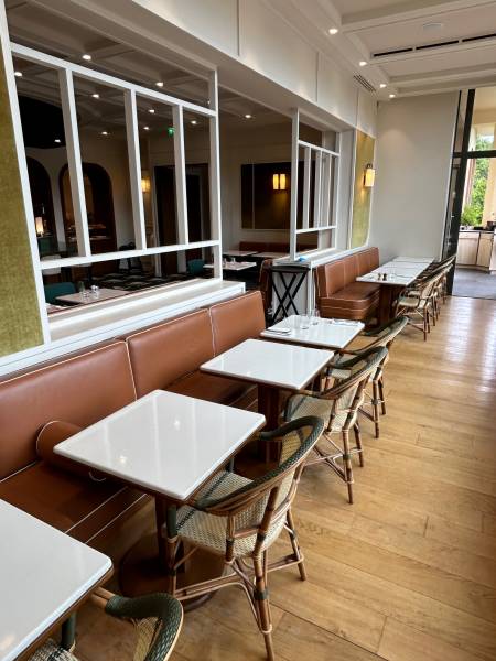 Table lave émaillée Lavastone Lagardère et Sarah Lavoine