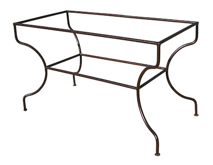 Fabrication de piétement Elégance pour table en lave émaillée pour le Luxembourg