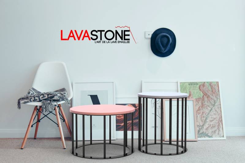 table de chevet en lave émaillée