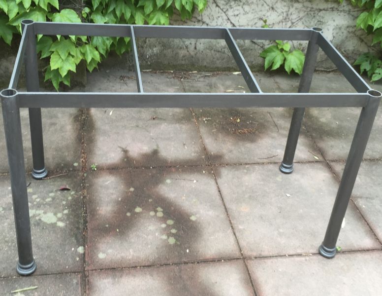 Pied droit tube rond