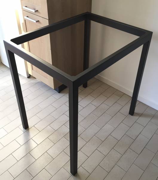 pied droit haut en métal pour cuisine