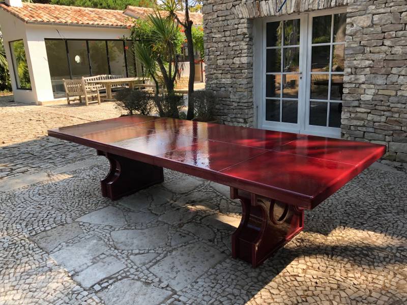 table massive enticement en lave émaillée