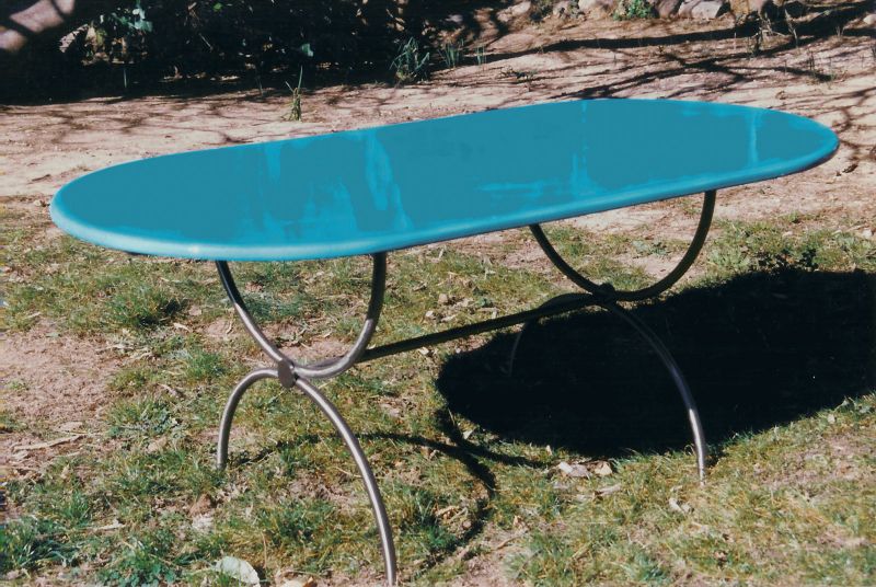 Piètement sur mesure type Tonneau en fer forgé pour plateau en lave émaillée à Monaco